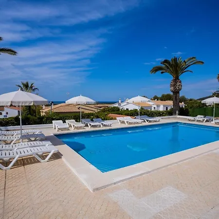 84 Est & Oest, By Menorcarentals *